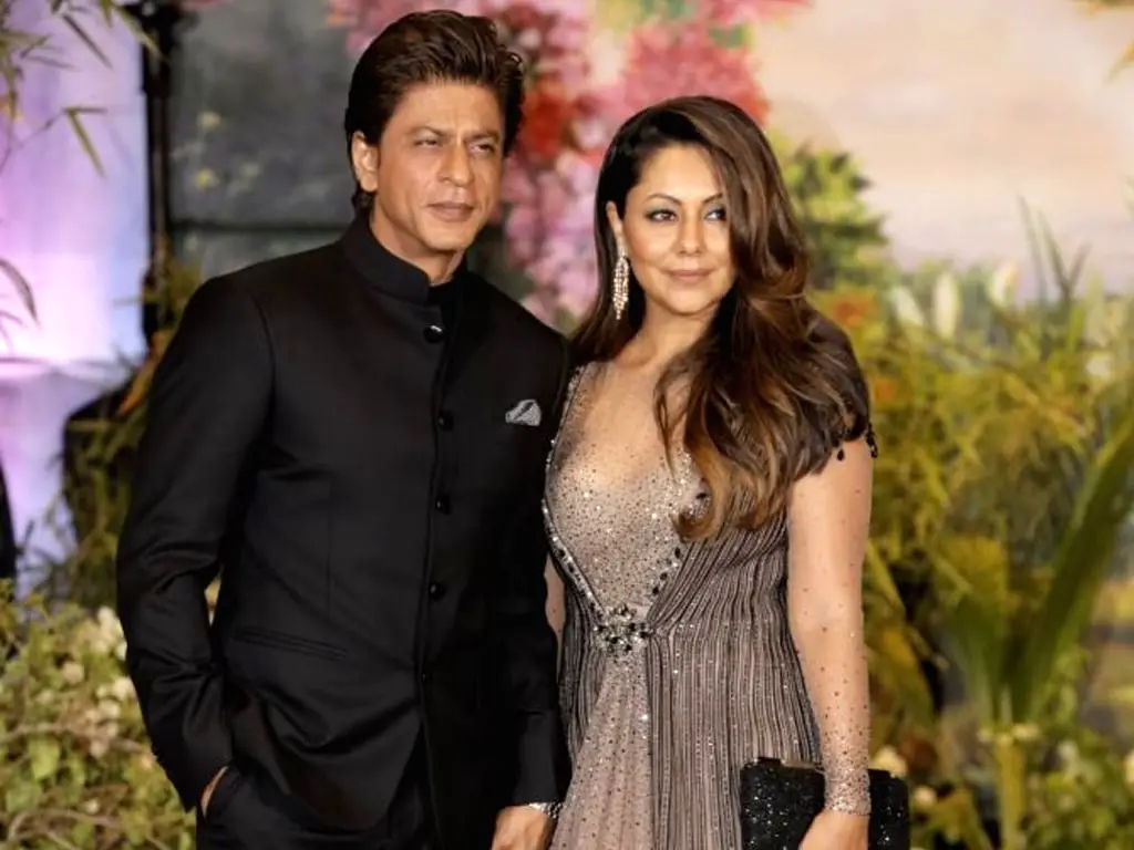 Shahrukh Khan Vs Gauri Khan Net Worth