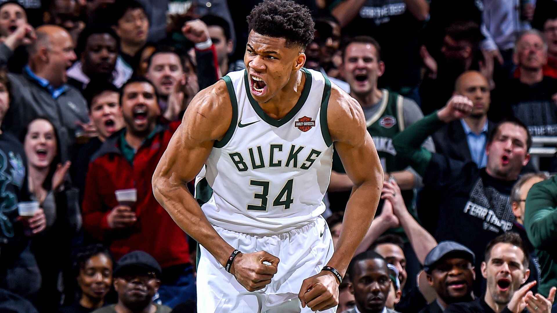 The Greek Freak Returns: Giannis Antetokounmpo Suits Up for Bucks Against Warriors